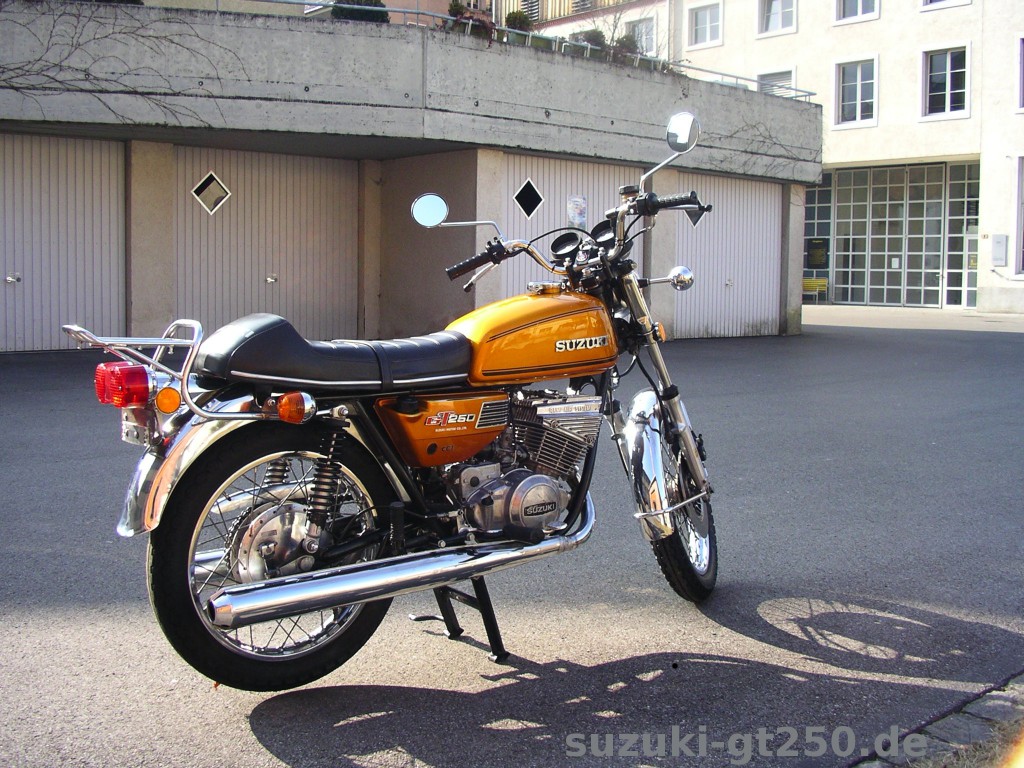 gt250m_ka_gold_01